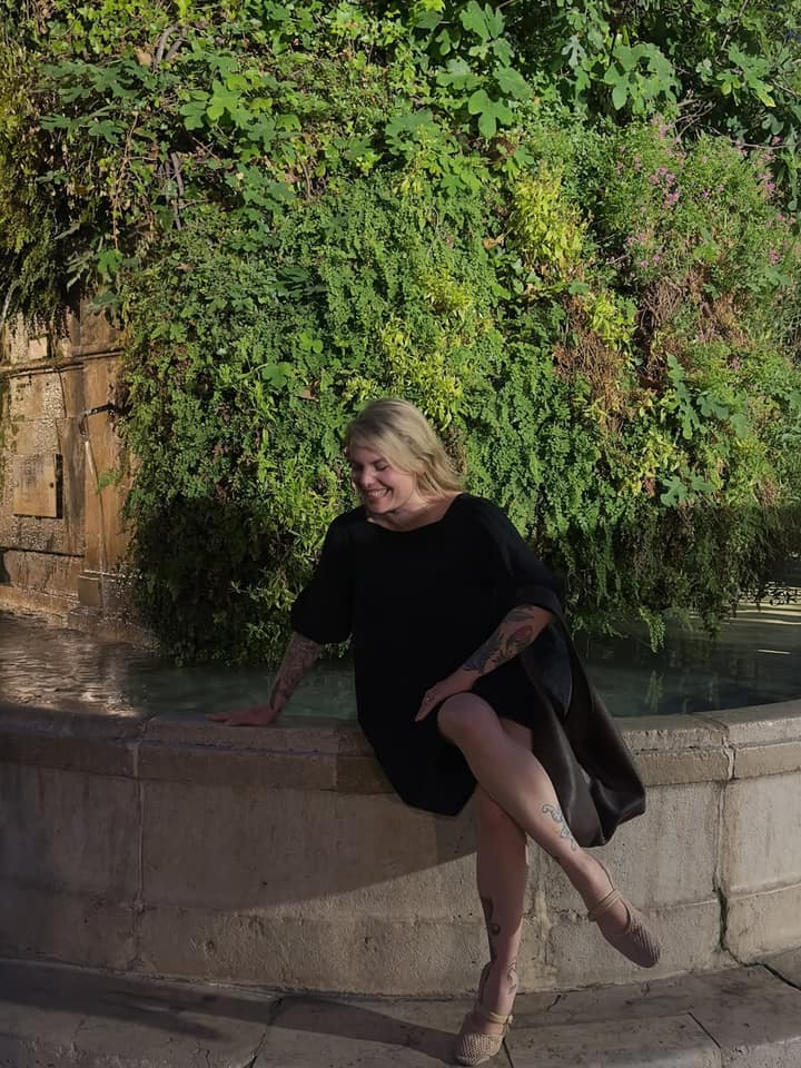 Coeur de pirate ouvre sa tournée avec un coup de soleil bien assumé