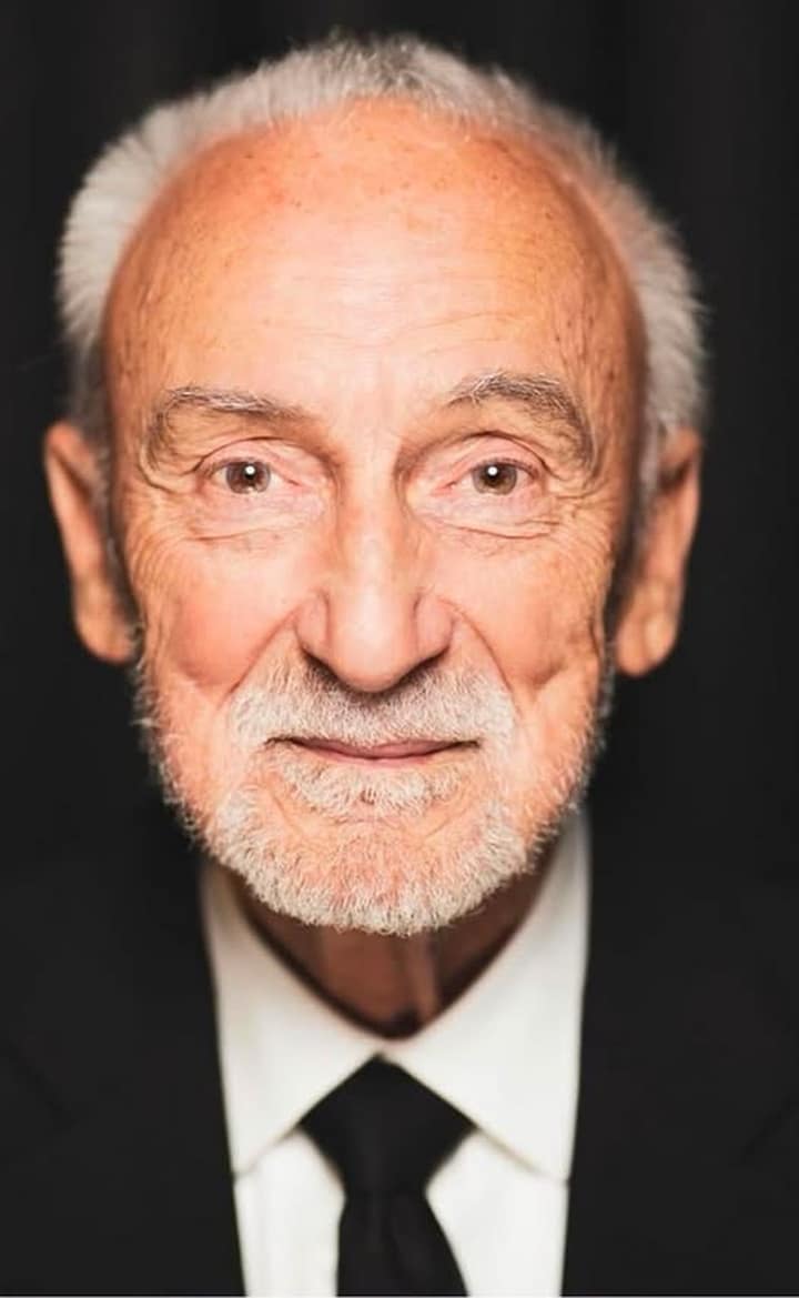 Josélito Michaud sacre Yvon Deschamps monument national pour ses 91 ans