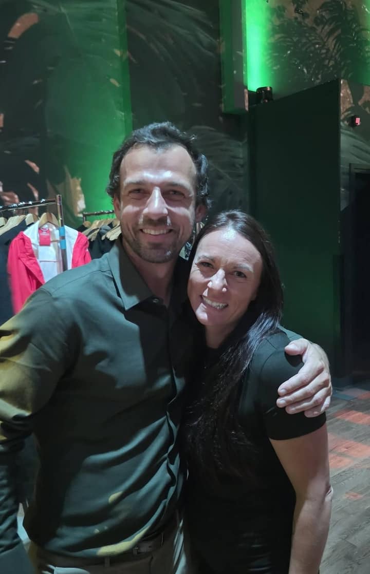 Karine Lavigne-Fortin envoie tout son amour à la gang de Survivor Québec