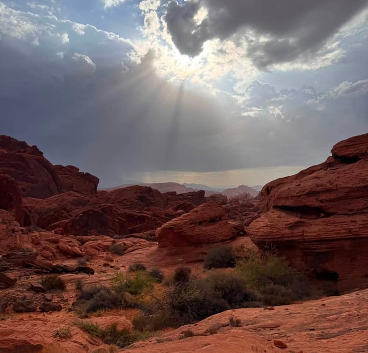 Rebecca Choquette troque la forêt pour le rouge brûlant de Valley of Fire